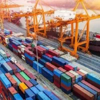 جویای کار در دفتر بازرگانی