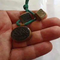 خط چپ|کلکسیون اشیاء عتیقه|اهر, |دیوار