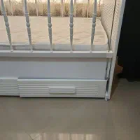 تخت کودک همراه با تشک