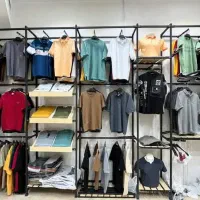 مغازه همکف مرکز خرید سر دونبش نزدیک درب اصلی