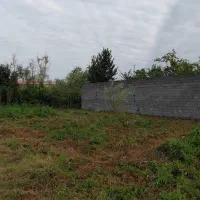 ۲۲۰ متر مسکونی زمین نزدیک خیابان