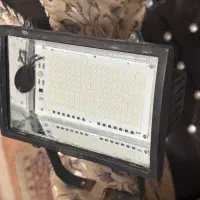 پروژکتور ( نورافکن)  ۱۵۰وات تکی و تعداد