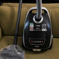جاروبرقی بوش ۳۲۰۰وات اصلی درحدنو