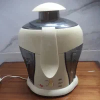 ابمیوه گیر