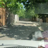 زمین موقعیت عالی دسترسی ب امکانات رفاهی آماده ساخت