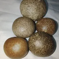 پنج تا سنگ گرد کلکسیونی