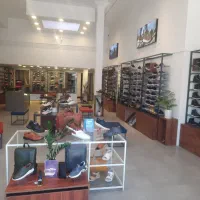 فروشنده ماهر و باتجربه خانم