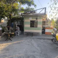 به یک نفر جهت همکاری