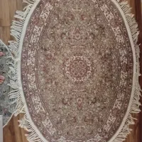 فرش بیضی یک در یک و نیم