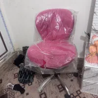 صندلی صورتی