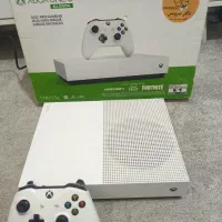 XBOX ONE S  1TB