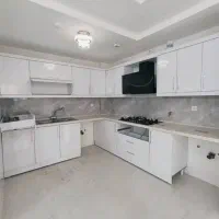 ۱۰۵متر/خوش نقشه/غرق نور/مجتمع تمیز