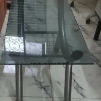 میز وسط اداری