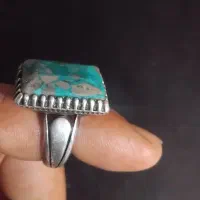 انگشتر نقره با سنگ فیروزه رگه دارنیشابور