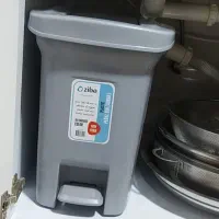سطل بزرگ پدالی وبادبزنی
