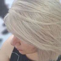 آستخدام واموزش ارایشگری زنانه