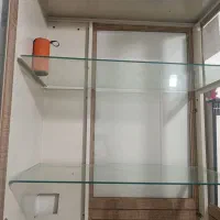 بوفه شیشه ای