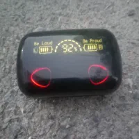 یک عدد ارپاد m10در حد نو