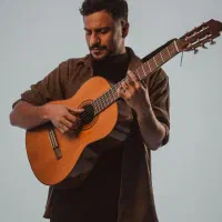 اجرای زنده موسیقی برای کافه و رستوران