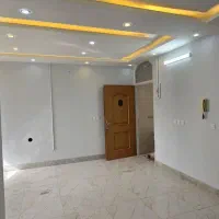 طبقه هم کف از دو طبقه راه مجزا