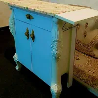 میز  اتو ‌یا میز چرخ کابینتی  نو استفاده نشده