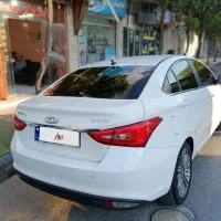 آریزو ۵ اکسلنت