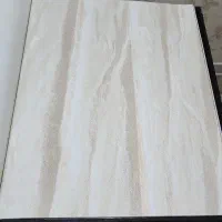 حراج کاغذ دیواری وارداتی رولی فقط ۷۶۰ تومن