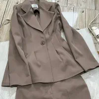 چرخکار و خیاط بیرونبر هستیم