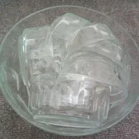 آجیل خوری قدیمی