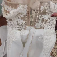 لباس عروس|لباس|قم, قلعه یزدیها|دیوار