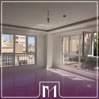 میدان-ملت-100-متر-کلید-نخورده-با-سرایدار