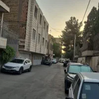 زمین ۲۳۰متری سه روی پیلوت خ رودکی