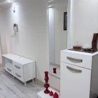 میز تلویزیون جا کفشی و آینه قدی