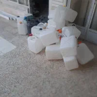 فروشی آب داخلش بوده