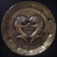 قاب قلم زنی برنجی طرح شیر  سایز ۳۶ در ۳۶