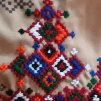 موسوم و سبزو تکه ی میدوزم