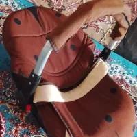 کریر و میز و صندلی