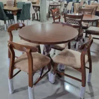 میز نهارخوری خرچنگی
