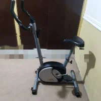 دوچرخه ثابت ورزشی
