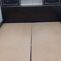 تخت  دونفره وتخت کنار مادر
