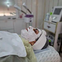 آموزش فشیال وپاکسازی پوست