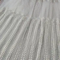 پرده تور گلدوزی نو با آستر دوخته‌شده