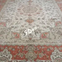 تعدادی فرش دست دوم موجود است