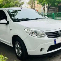 رنو ساندرو اتومات مدل ۹۶ بسیار تمیز  (قابل معاوضه)