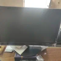 یک نفر خانم کمک حسابدار آشنا به امور حسابداری