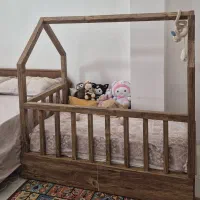 تخت کودک کلبه