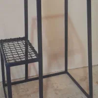 چهار پایه آهنی