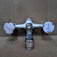 شیر مخلوط حمام