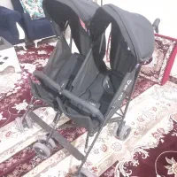 کالسکه دوقلو