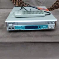 یک دستگاه پخش سی دی